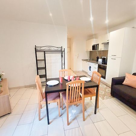 Charmant Appartement Pres Du Marche, Gare Et Port A 5Mn Toulon Exteriör bild